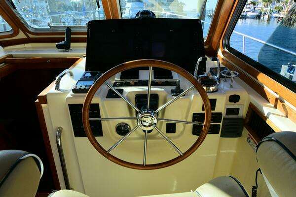 Sabre Salon Express Yacht For Sale