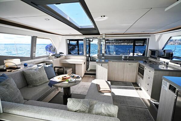 Min o 45ft Leopard Yacht For Sale