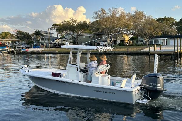 24ft Sea Hunt Yacht For Sale