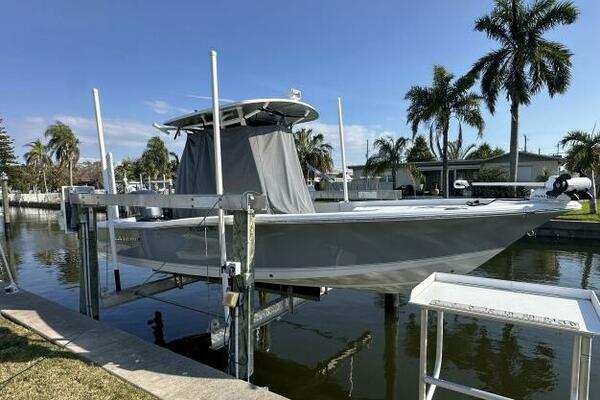24ft Sea Hunt Yacht For Sale