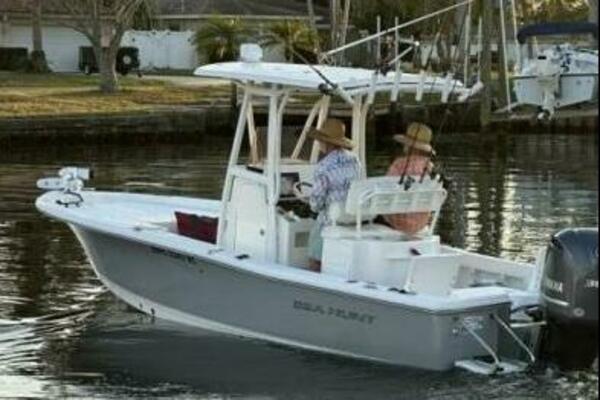 24ft Sea Hunt Yacht For Sale