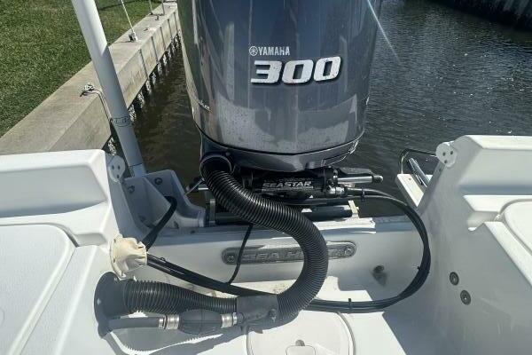 24ft Sea Hunt Yacht For Sale