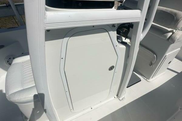 24ft Sea Hunt Yacht For Sale