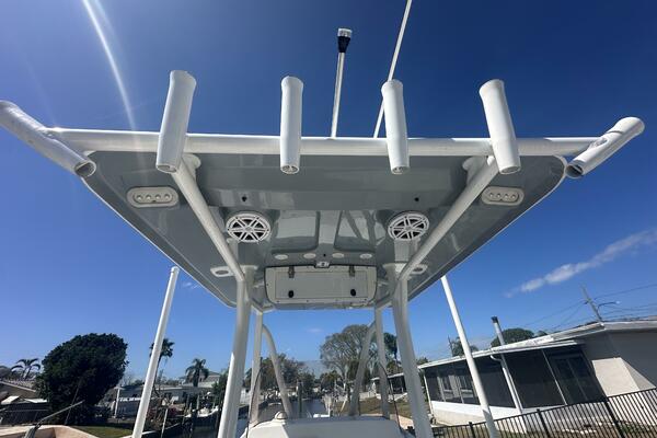 24ft Sea Hunt Yacht For Sale