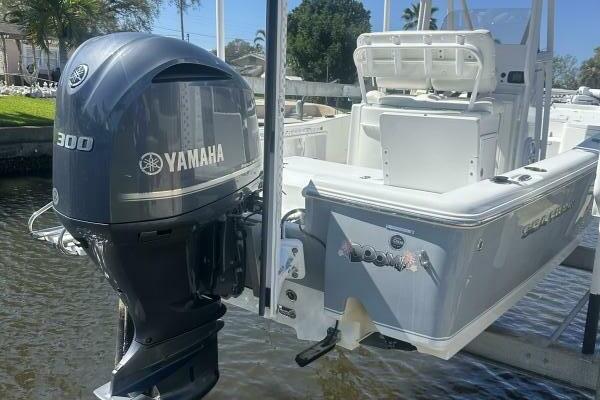 24ft Sea Hunt Yacht For Sale