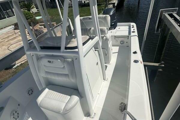 24ft Sea Hunt Yacht For Sale