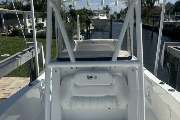 24ft Sea Hunt Yacht For Sale