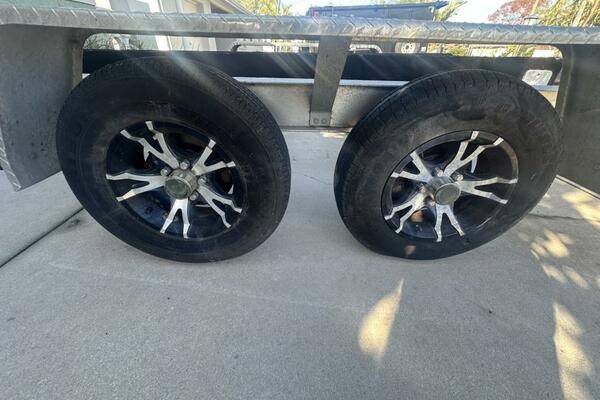 24ft Sea Hunt Yacht For Sale