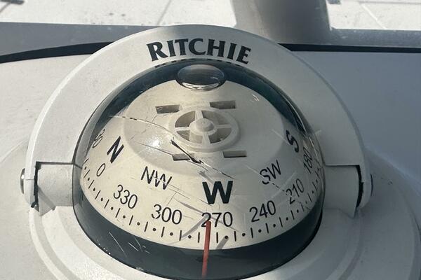 24ft Sea Hunt Yacht For Sale