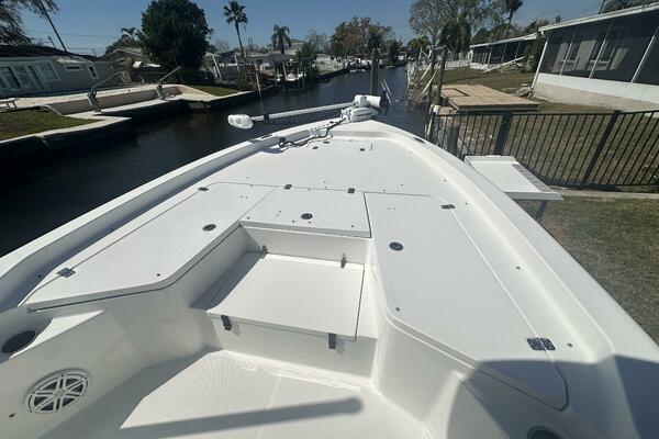 24ft Sea Hunt Yacht For Sale