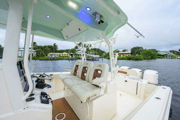 Cobia 350 CC Yacht For Sale
