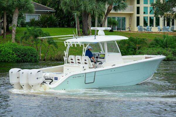 Cobia 350 CC Yacht For Sale