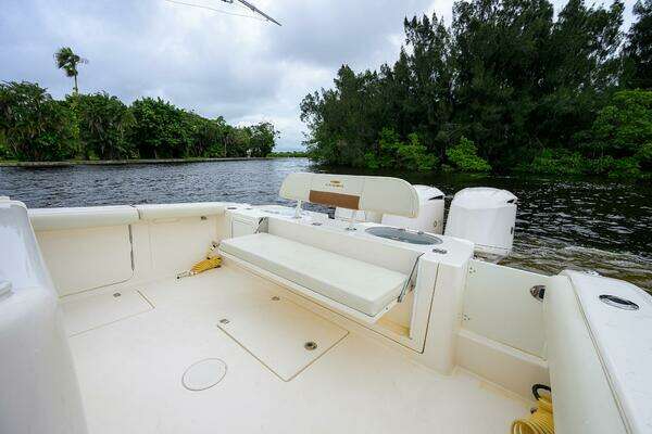 Cobia 350 CC Yacht For Sale