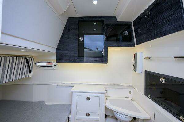 Cobia 350 CC Yacht For Sale