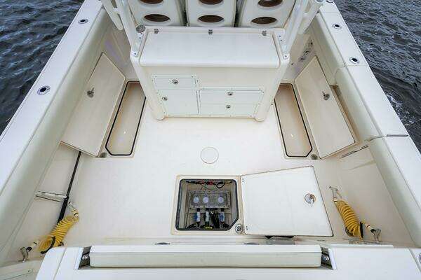 Cobia 350 CC Yacht For Sale