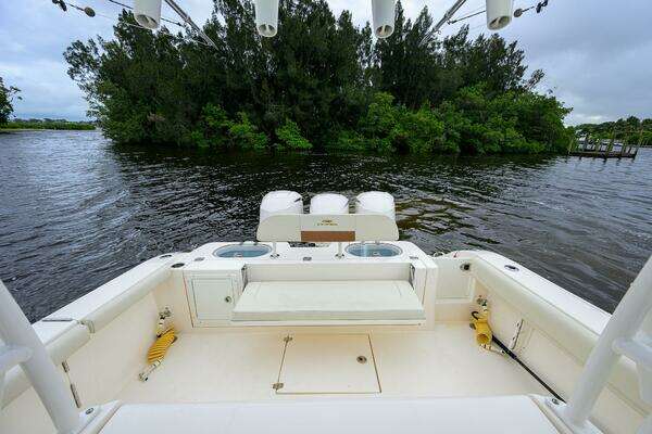Cobia 350 CC Yacht For Sale