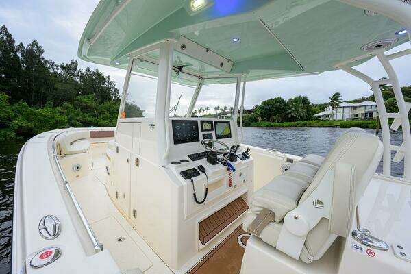 Cobia 350 CC Yacht For Sale