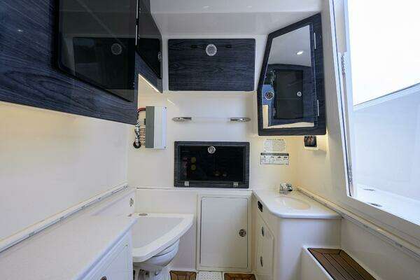 Cobia 350 CC Yacht For Sale