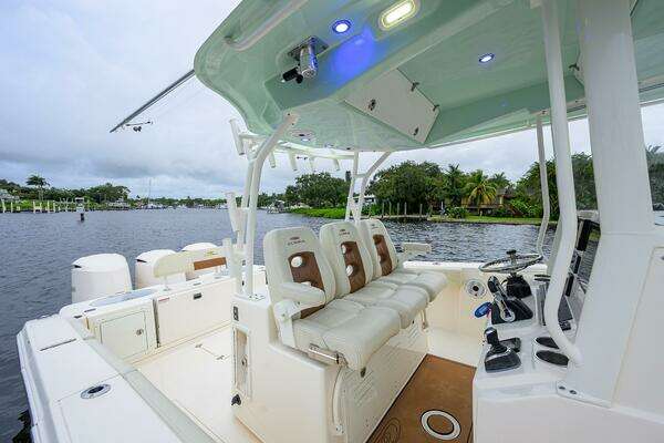 Cobia 350 CC Yacht For Sale