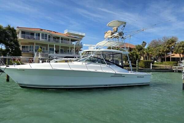 40-ft-Riviera-2004-4000 Offshore- St. Petersburg Florida United States  yacht for sale