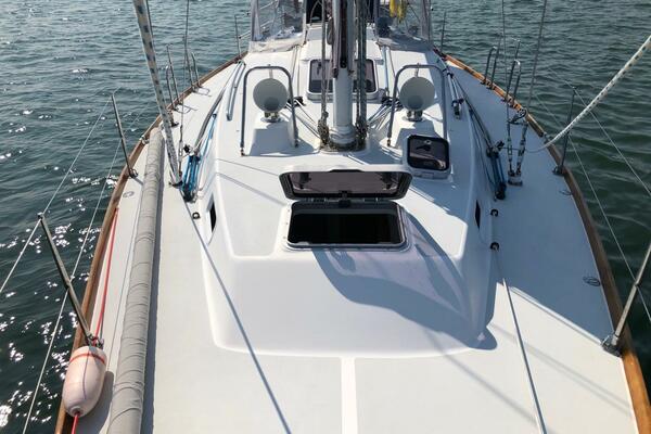 Arcadia 42ft J Boats Yacht For Sale