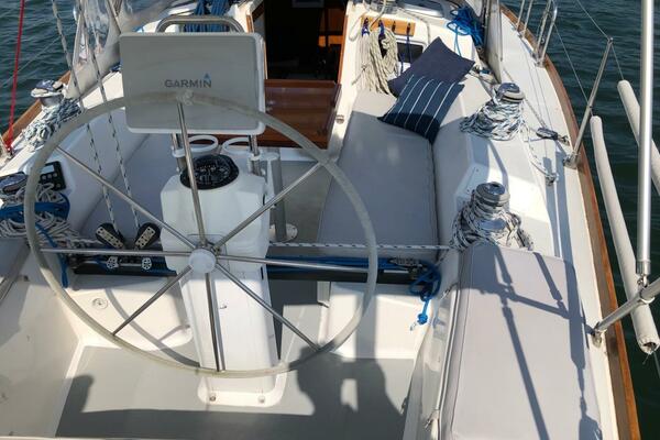 Arcadia 42ft J Boats Yacht For Sale