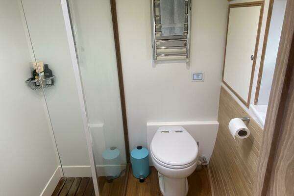 Lyman-Morse  Yacht For Sale