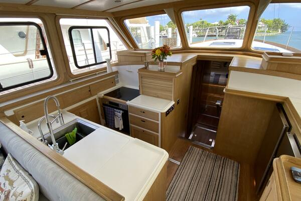 TINA 62ft Lyman Morse Yacht For Sale