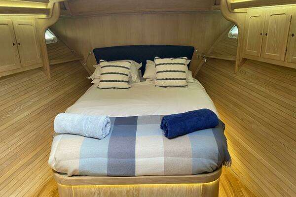 Lyman-Morse  Yacht For Sale