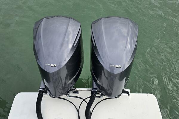 Redemption 34ft Regulator Yacht For Sale