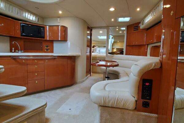 Photo of the 2001 Sea Ray 380 Sundancer "Lyman Zerga"