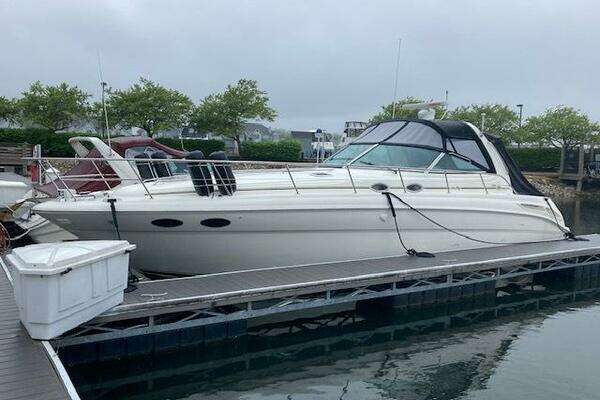 Photo of the 2001 Sea Ray 380 Sundancer "Lyman Zerga"