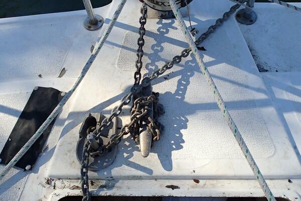 Windlass & Chain