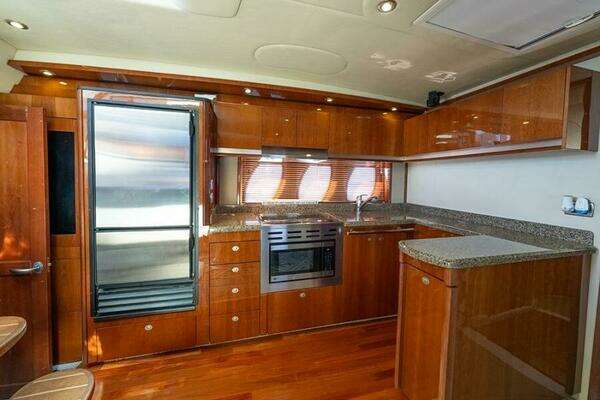 Sea Ray 48 Sundancer Yacht For Sale