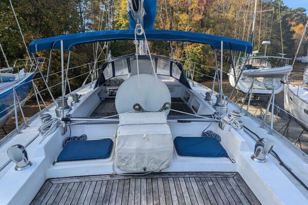 At Last 55ft Tayana Yacht For Sale