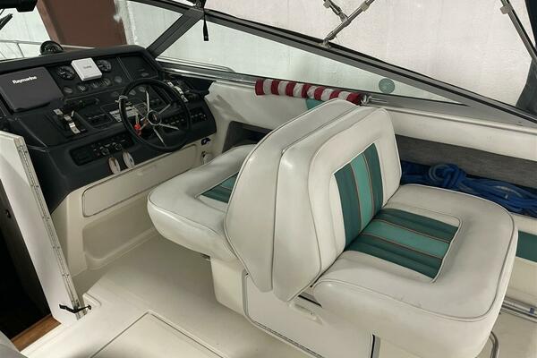 Patriot 30ft Sea Ray Yacht For Sale