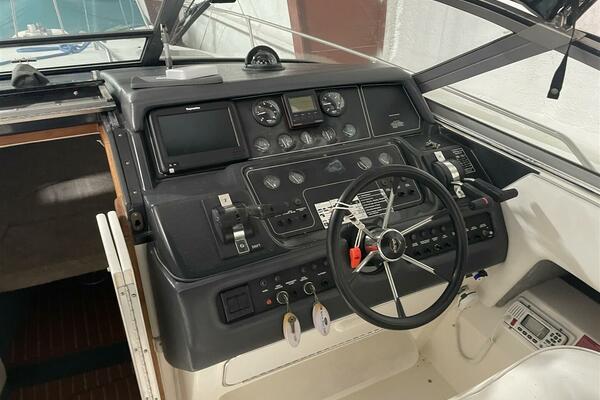 Patriot 30ft Sea Ray Yacht For Sale