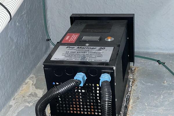 Patriot 30ft Sea Ray Yacht For Sale