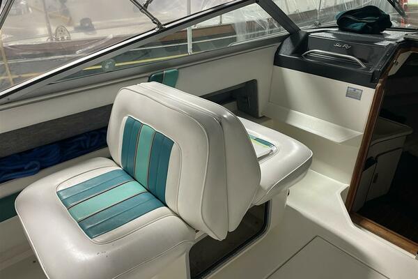 Patriot 30ft Sea Ray Yacht For Sale