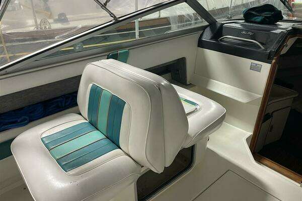 Photo of the 1993 Sea Ray 300 Weekender "Patriot"