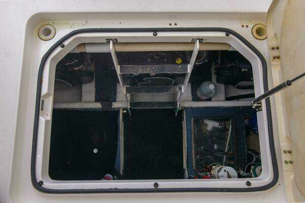 Silverton Ovation Yacht For Sale