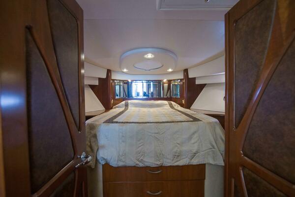 Silverton 52 - Immersed - 