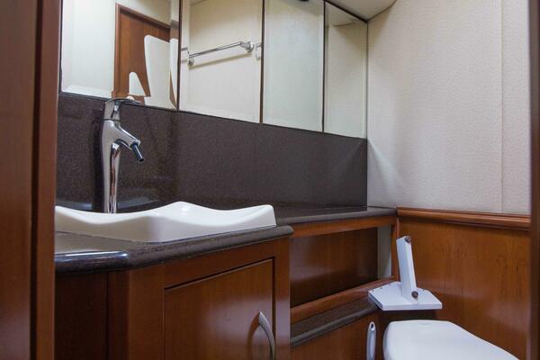 Silverton 52 - Immersed - 