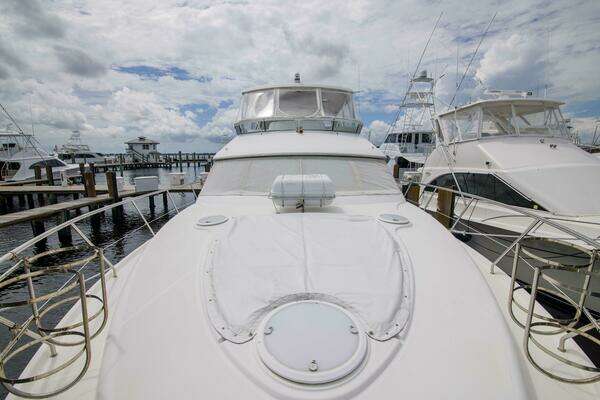 Silverton Ovation Yacht For Sale