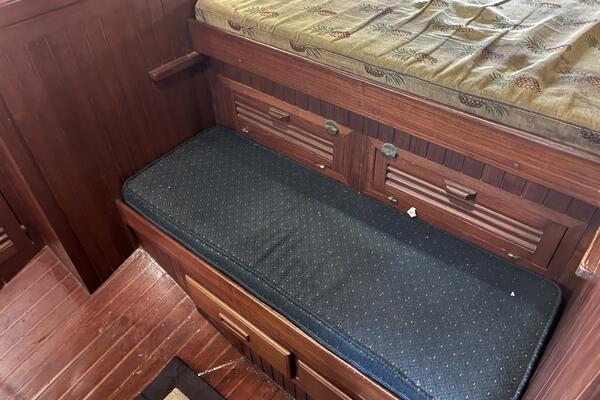 1983 Vagabond 42 Ketch