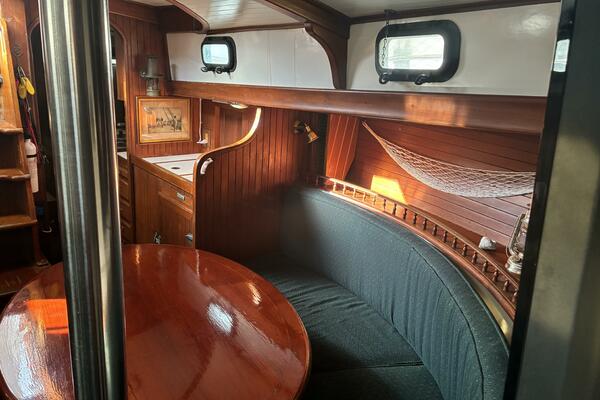 1983 Vagabond 42 Ketch