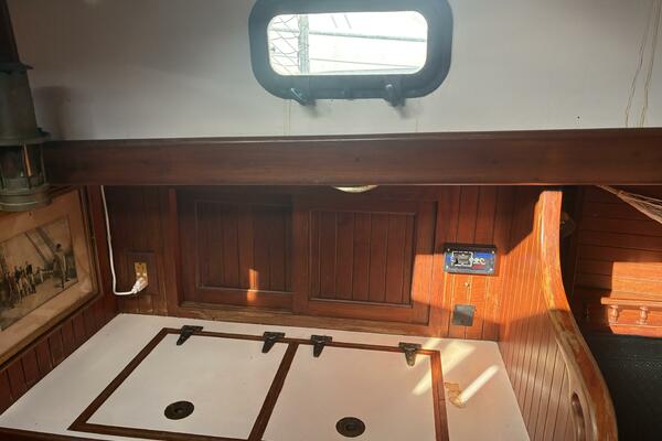 1983 Vagabond 42 Ketch