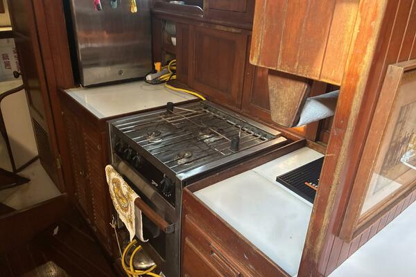 1983 Vagabond 42 Ketch