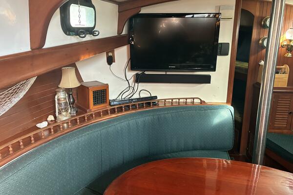 1983 Vagabond 42 Ketch