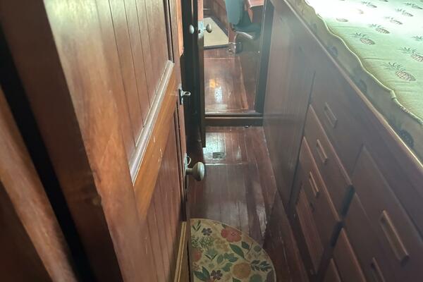 1983 Vagabond 42 Ketch